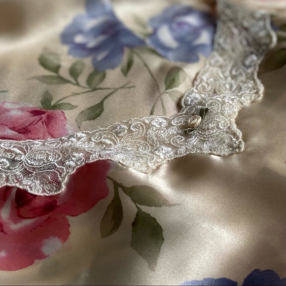 Inner Most, Vintage Blushes & Bruises Chemise - Picture 8 of 16